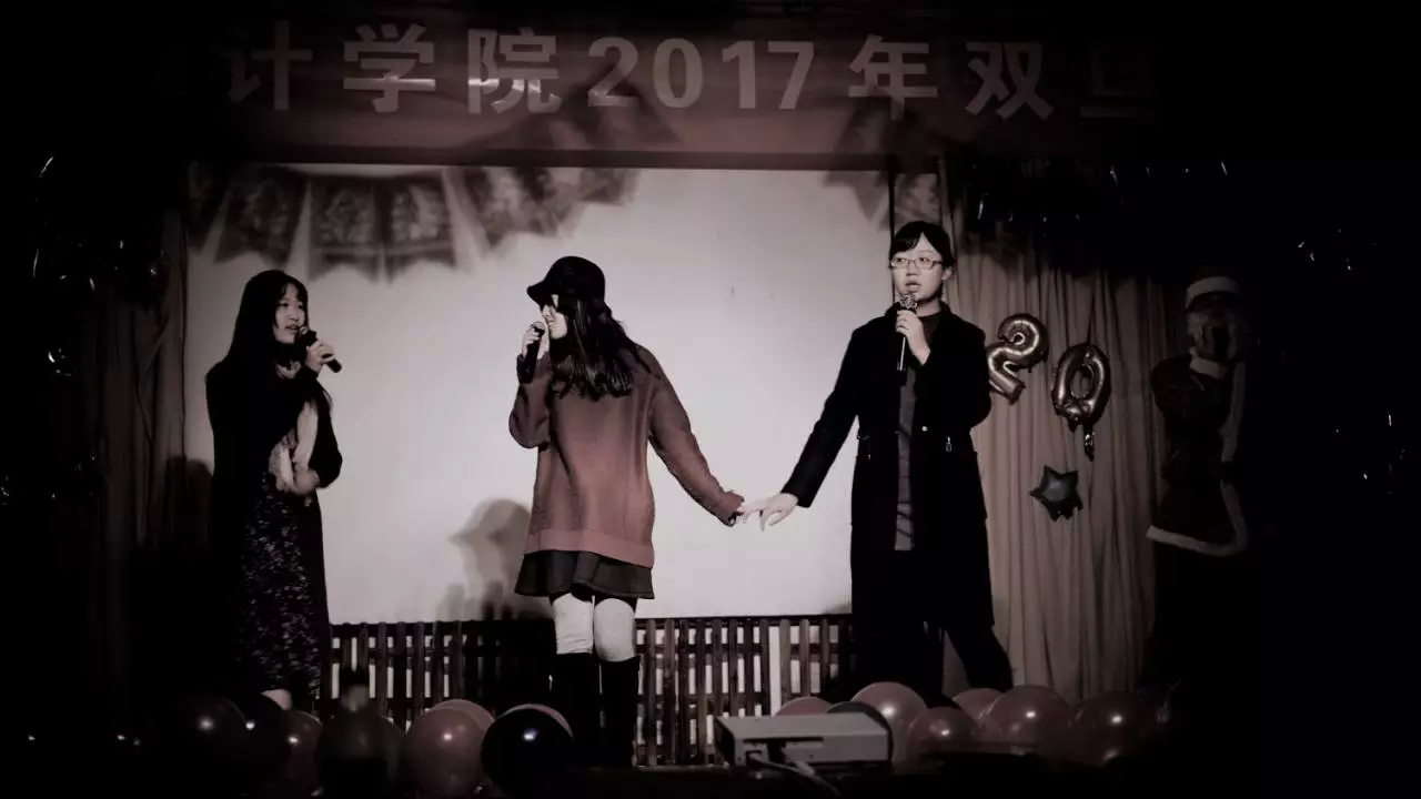 一.png